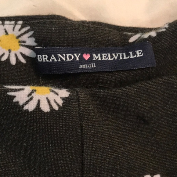 Brandy Melville Floral Patterned Shorts - Picture 2 of 3